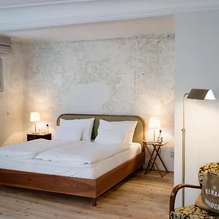 Bed and Breakfast 1477 Reichhalter Lana